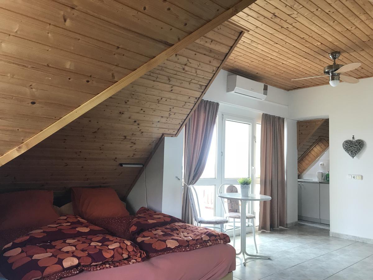 Voyage Apartments Хевіз Екстер'єр фото